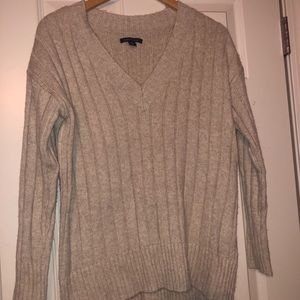 American Eagle v-neck Sweater